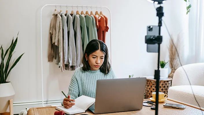 Bloggers or content writers